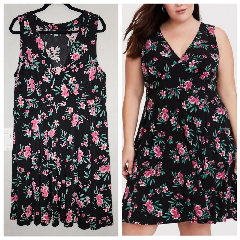 Torrid Stretchy Black Floral Jersey Knit Skater Sleeveless Dress. Size 2x